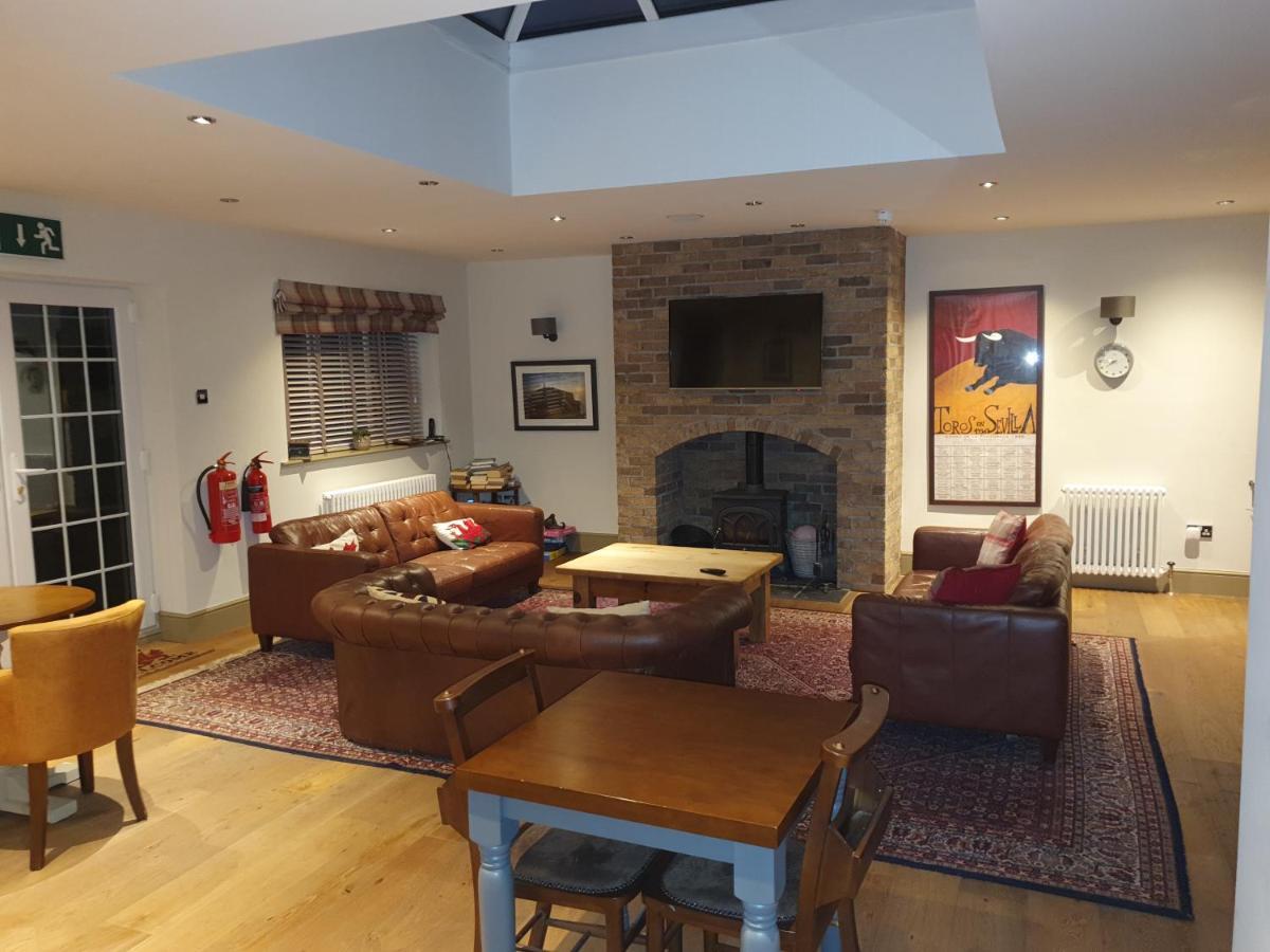 Leafy Lane Guesthouse Amlwch Eksteriør billede