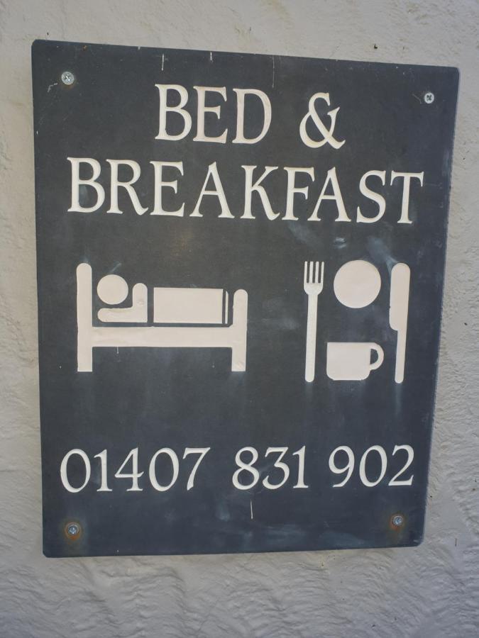 Leafy Lane Guesthouse Amlwch Eksteriør billede